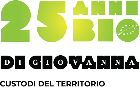 di-giovanna-azienda-agricola-winery-25-anni-years-biologico-organic-green